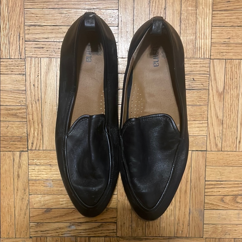Susina Leather Flats Size 6.5 In Black